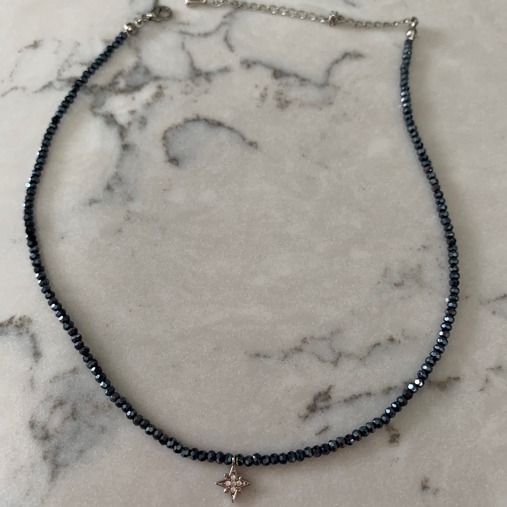 Chocker Necklace 5$